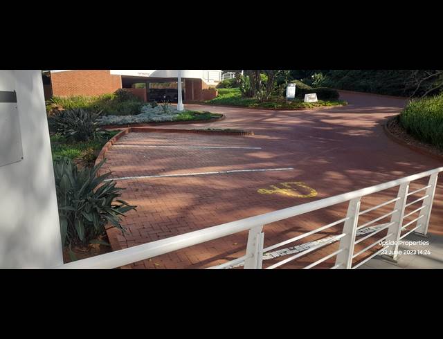 210.10M² OFFICE TO LET IN LA LUCIA RIDGE